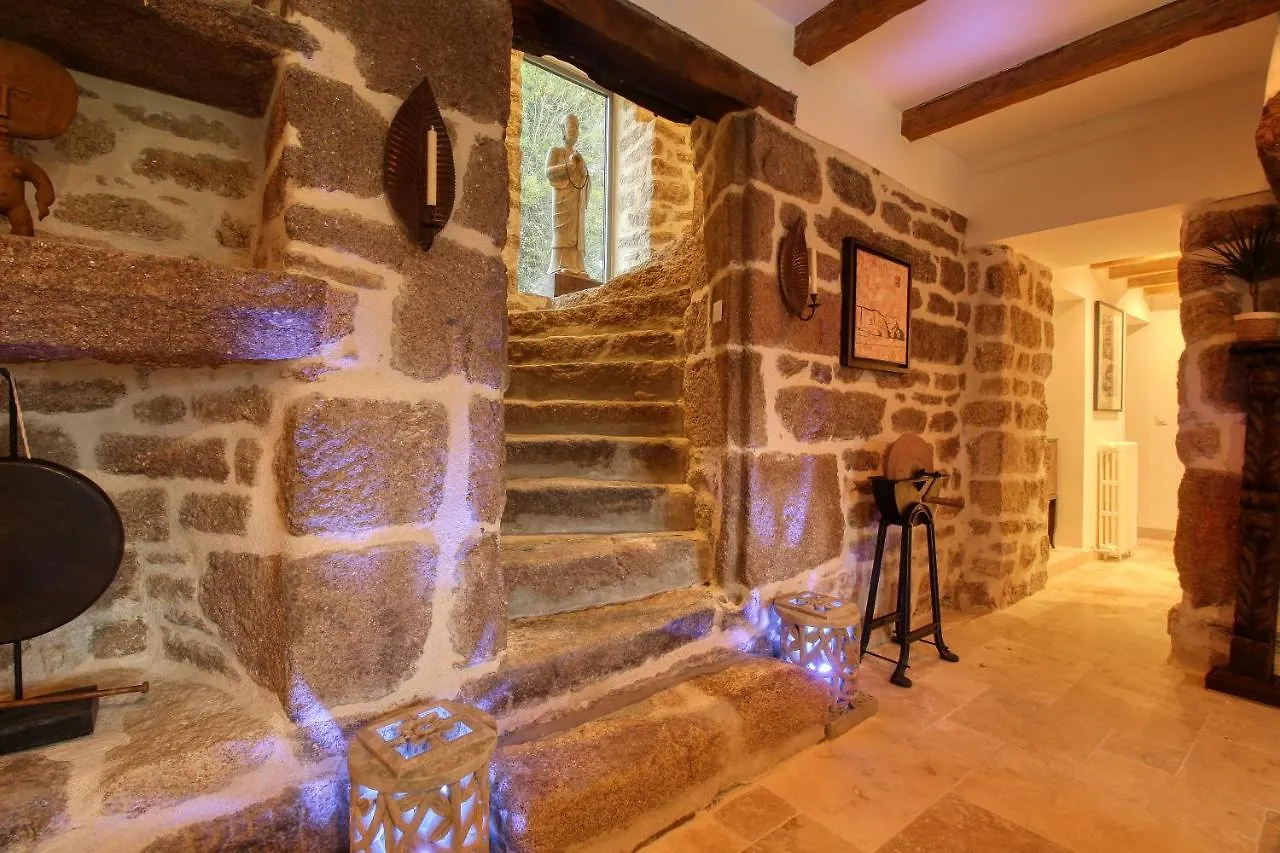 Kerbeleg, Ferme-Manoir Du Xve Siecle, Chambres Grand Confort Riec-sur-Belon Bed & Breakfast